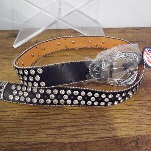 West Star Texas Geunine Leather Black Concho Belt with silver trim  Size Large